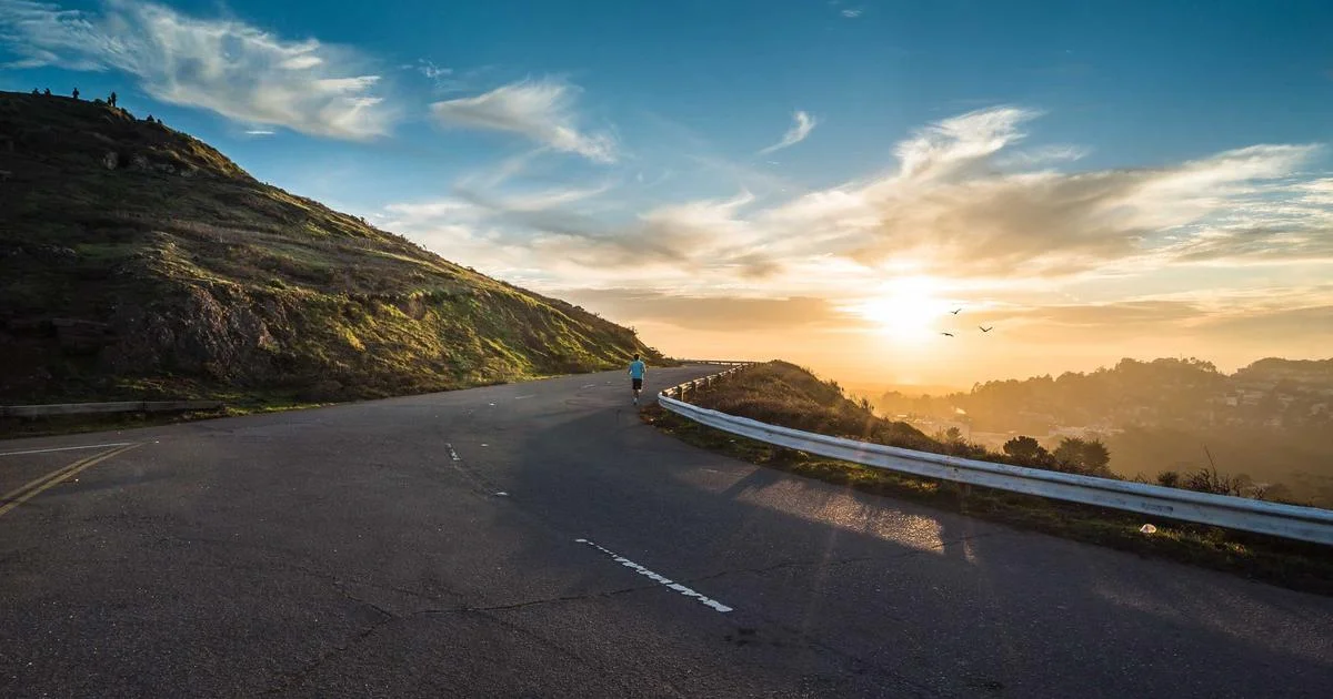 LinkedIn Newsletter Strategy: How to Grow Your Subscriber Base